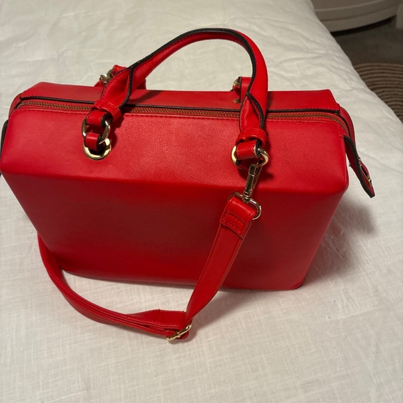 Purse - Picture 2 of 6